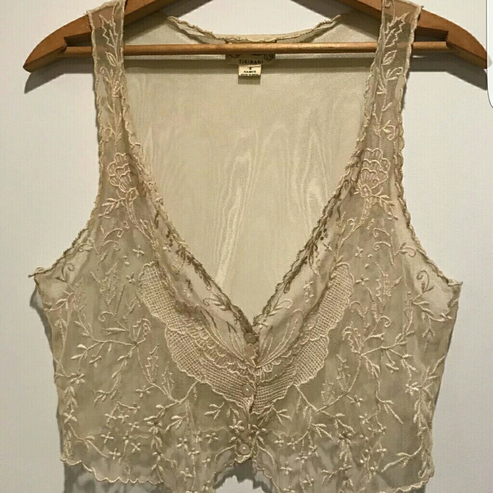 Urban outfitters - lace sleeveless jacket - Small